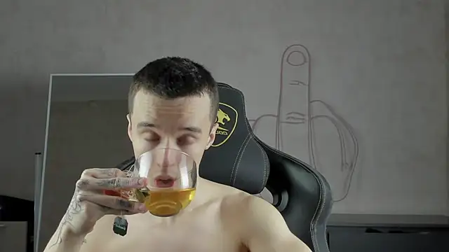 MasonWarholl online show from January 2025 01:20:02 AM