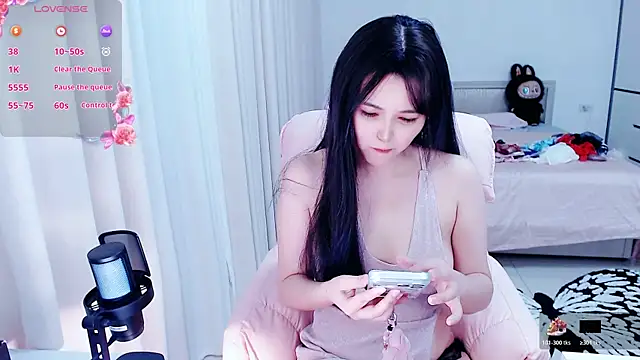 miyababytw online show from June 2026 05:13:02 PM