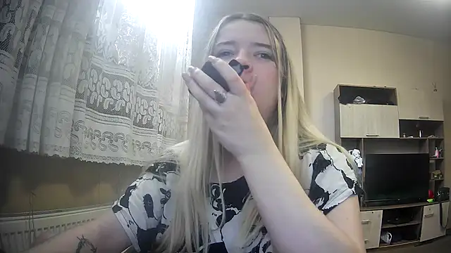 ViolaCandy online show from October 2025 06:15:02 AM