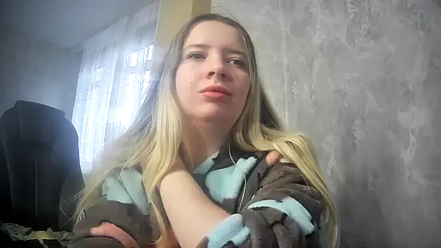 ViolaCandy online show from November 2025 05:42:02 AM