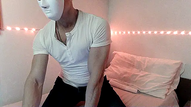 Snapshot of Alexx_Fit023 chatting on December 2024 09:06:02 PM Alexx Fit023 online show from December 2024 09:06:02 PM