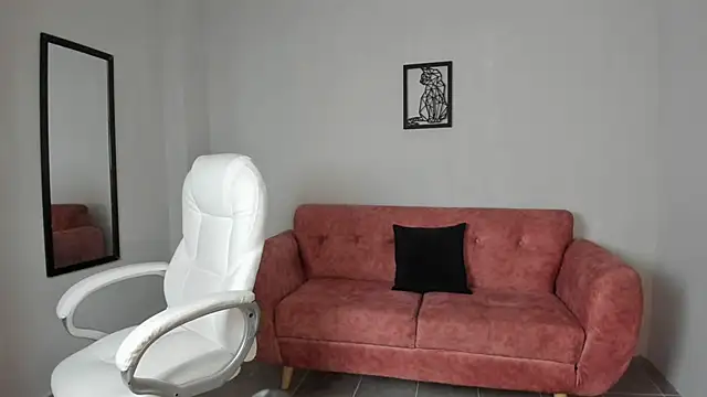 Snapshot of Alice23jones chatting on February 2025 09:29:01 PM Alice23jones online show from February 2025 09:29:01 PM