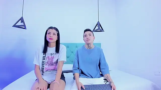 Tinny and Candy online show from December 2024 01:32:01 PM