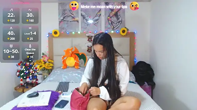 Snapshot of valentina_hearts chatting on January 2025 12:24:01 AM valentina hearts online show from January 2025 12:24:01 AM