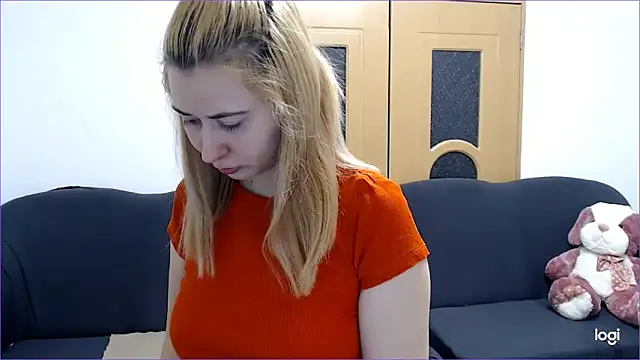 VioletaFlower7 online show from March 2025 09:22:01 AM