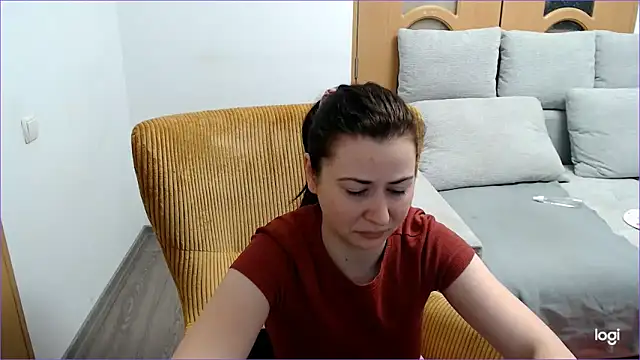 VioletaFlower7 online show from April 2026 09:59:01 AM