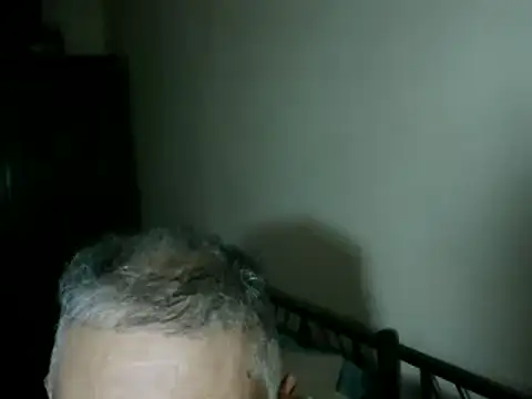 Snapshot of 100Tauros chatting on November 2025 10:32:02 PM 100Tauros online show from November 2025 10:32:02 PM