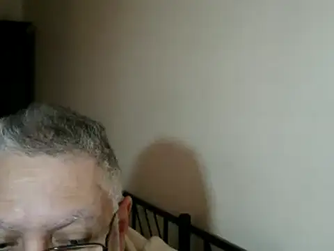 Snapshot of 100Tauros chatting on November 2025 02:46:01 PM 100Tauros online show from November 2025 02:46:01 PM