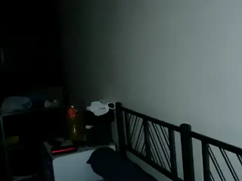 Snapshot of 100Tauros chatting on November 2025 06:13:01 PM 100Tauros online show from November 2025 06:13:01 PM