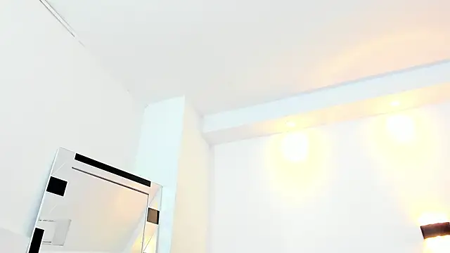 Juliabadlee online show from March 2025 02:47:02 AM