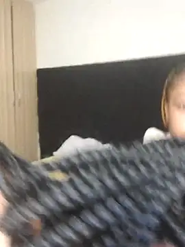 R-thequeen online show from April 2026 11:55:01 AM