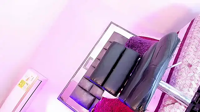 ShantalGirs online show from February 2025 06:51:01 AM