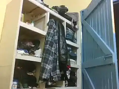 petite 12 online show from December 2024 07:58:02 PM