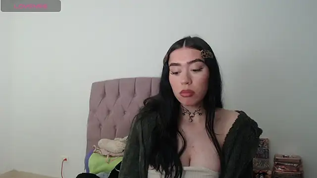 Julieta De Los Angeles online show from March 2026 11:48:01 PM