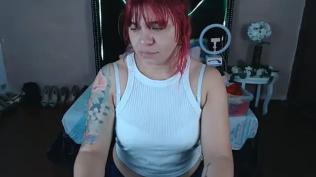Snapshot of VioletaaaSlave chatting on January 2026 10:42:02 AM VioletaaaSlave online show from January 2026 10:42:02 AM
