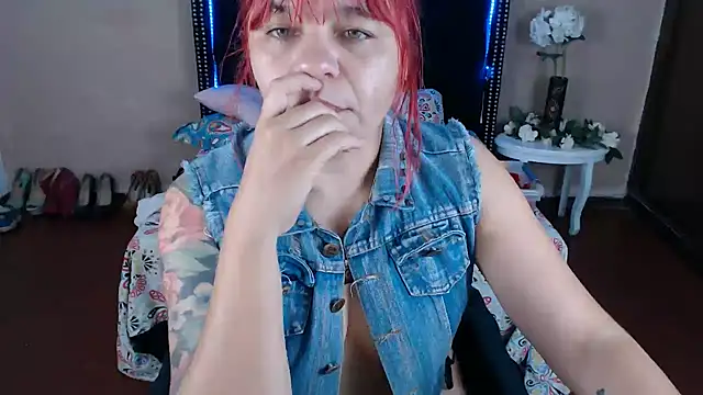 Snapshot of VioletaaaSlave chatting on April 2026 12:36:01 PM VioletaaaSlave online show from April 2026 12:36:01 PM