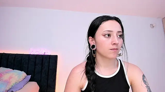 Snapshot of liaqueen610 chatting on February 2025 12:49:01 AM liaqueen610 online show from February 2025 12:49:01 AM