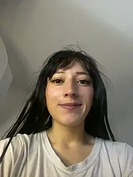 Snapshot of liaqueen610 chatting on October 2025 04:29:02 PM liaqueen610 online show from October 2025 04:29:02 PM