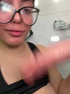 zui lu online show from March 2025 07:10:01 AM