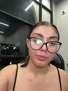 zui lu online show from March 2025 07:12:02 AM