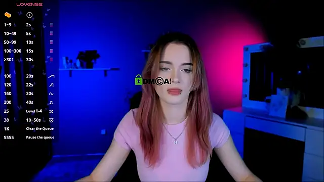 Snapshot of liana_kisses chatting on October 2025 07:01:02 PM liana kisses online show from October 2025 07:01:02 PM