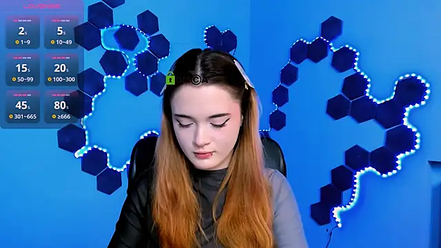 Snapshot of liana_kisses chatting on December 2025 08:06:02 PM liana kisses online show from December 2025 08:06:02 PM