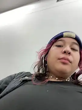 FernandaOrtegaaa online show from November 2025 08:33:02 PM