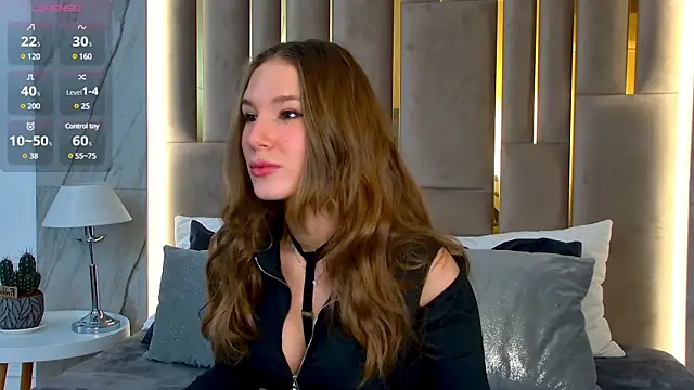 Snapshot of LeslieMines chatting on January 2025 05:34:01 AM LeslieMines online show from January 2025 05:34:01 AM