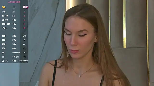 Snapshot of LeslieMines chatting on January 2025 09:08:02 AM LeslieMines online show from January 2025 09:08:02 AM