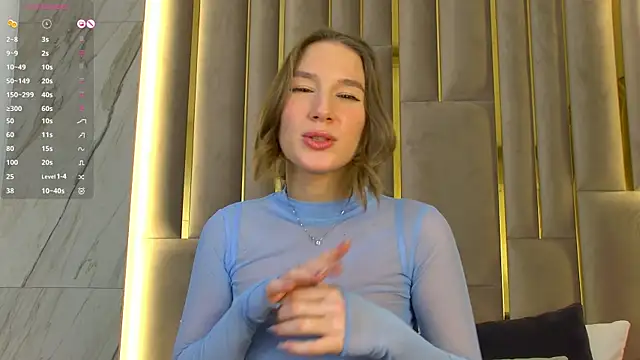 Snapshot of LeslieMines chatting on February 2025 08:33:02 AM LeslieMines online show from February 2025 08:33:02 AM