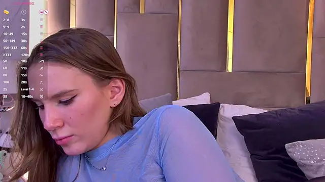 Snapshot of LeslieMines chatting on February 2025 12:52:02 PM LeslieMines online show from February 2025 12:52:02 PM