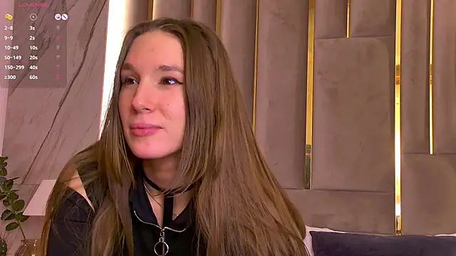 Snapshot of LeslieMines chatting on March 2025 12:32:02 PM LeslieMines online show from March 2025 12:32:02 PM