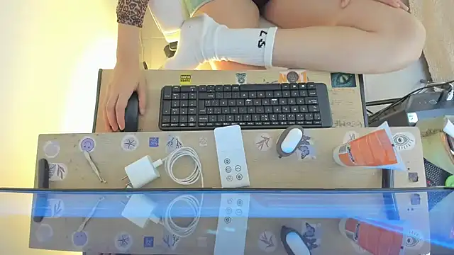 misstoya online show from December 2024 11:47:01 PM