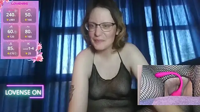 PernillaGirl online show from May 2026 06:24:01 PM