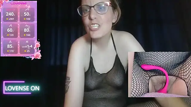 PernillaGirl online show from May 2026 07:11:01 PM