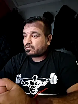 Snapshot of Futacisu chatting on November 2025 08:10:01 PM Futacisu online show from November 2025 08:10:01 PM