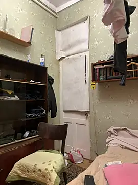 Snapshot of Ariel_Ari chatting on February 2025 11:51:02 PM Ariel Ari online show from February 2025 11:51:02 PM