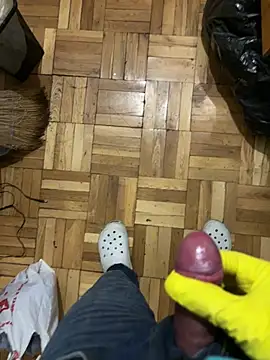 Ariel Ari online show from February 2026 12:18:01 AM