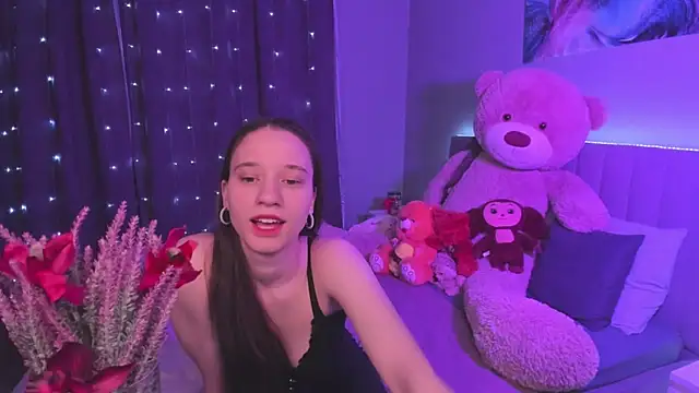 StaceySunny online show from February 2025 08:05:01 PM