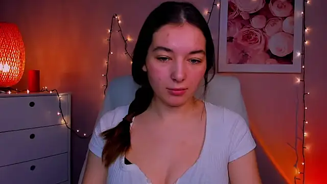 Snapshot of Meagn_Extasy chatting on January 2025 10:39:01 AM Meagn Extasy online show from January 2025 10:39:01 AM