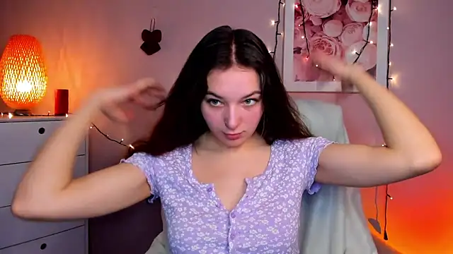 Snapshot of Meagn_Extasy chatting on February 2025 02:44:01 PM Meagn Extasy online show from February 2025 02:44:01 PM