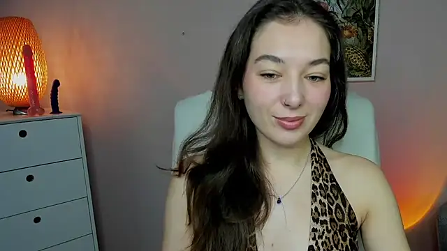 Snapshot of Meagn_Extasy chatting on October 2025 06:44:02 AM Meagn Extasy online show from October 2025 06:44:02 AM