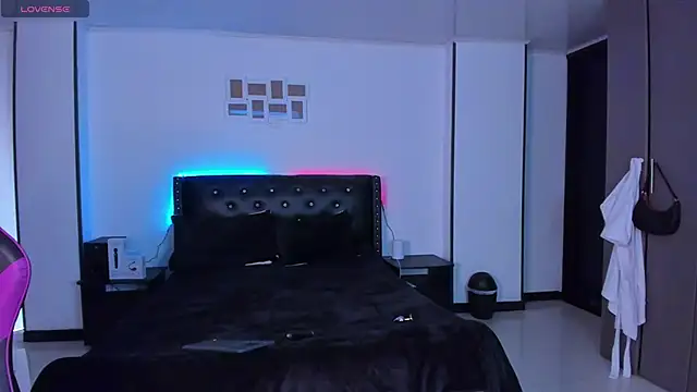 Meghan As online show from February 2025 03:50:02 PM