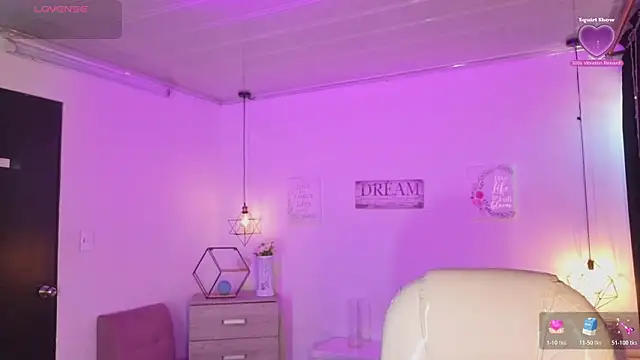 Violeta dss online show from December 2025 01:15:01 PM