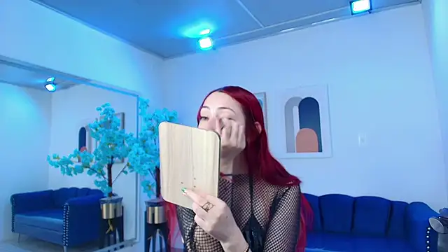 Snapshot of Vermelha_Gremory_ chatting on February 2025 12:19:02 PM Vermelha Gremory online show from February 2025 12:19:02 PM