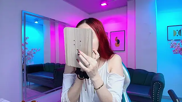 Snapshot of Vermelha_Gremory_ chatting on March 2025 07:38:01 PM Vermelha Gremory online show from March 2025 07:38:01 PM