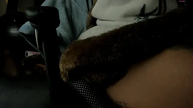 Snapshot of selene_red_ chatting on October 2025 01:55:02 PM selene red online show from October 2025 01:55:02 PM