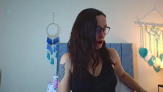 Snapshot of IberianMoonMK chatting on October 2025 06:08:01 PM IberianMoonMK online show from October 2025 06:08:01 PM