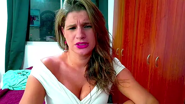 Snapshot of dalila_sexxx chatting on February 2025 03:41:01 AM dalila sexxx online show from February 2025 03:41:01 AM