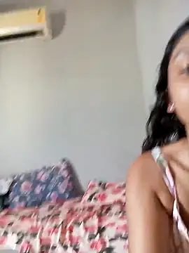 Snapshot of heleny901 chatting on October 2025 07:58:02 PM heleny901 online show from October 2025 07:58:02 PM